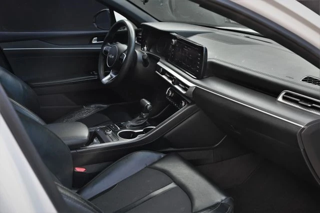 2023 Kia Optima/K5 - Image 16 of 21