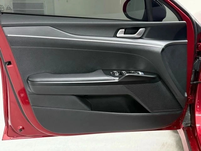 2023 Kia Optima/K5 - Image 20 of 21