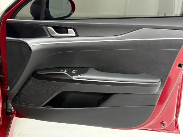 2023 Kia Optima/K5 - Image 18 of 21