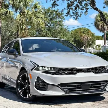2023 Kia K5 · GT-Line Sedan 4D
