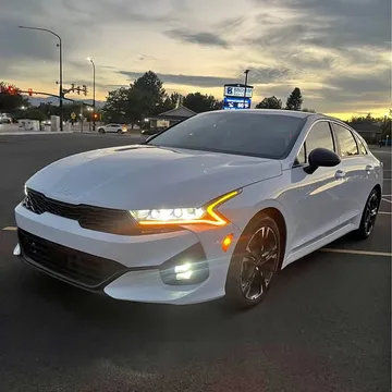 2023 Kia K5 GT-Line Sedan 4D
