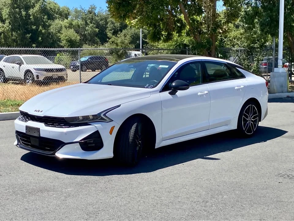 2023 Kia Optima/K5 - Image 2 of 15