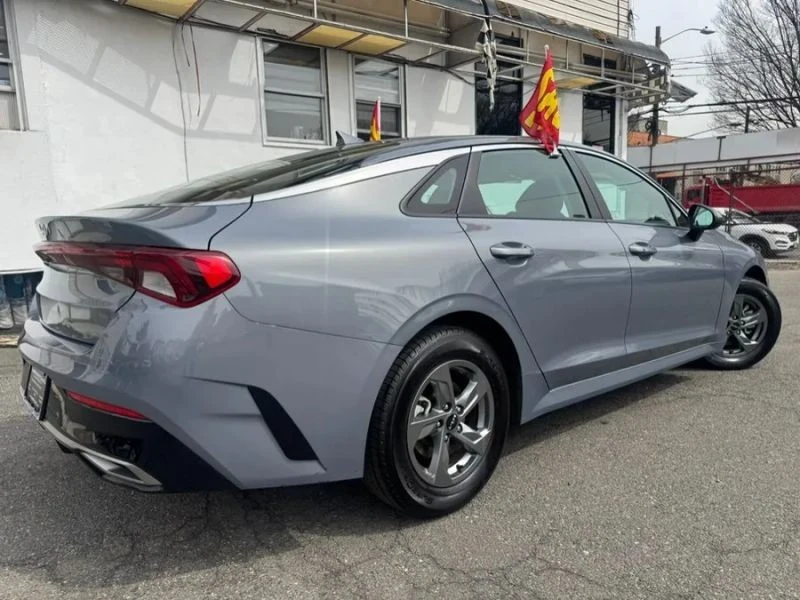 2023 Kia Optima/K5 - Image 4 of 12