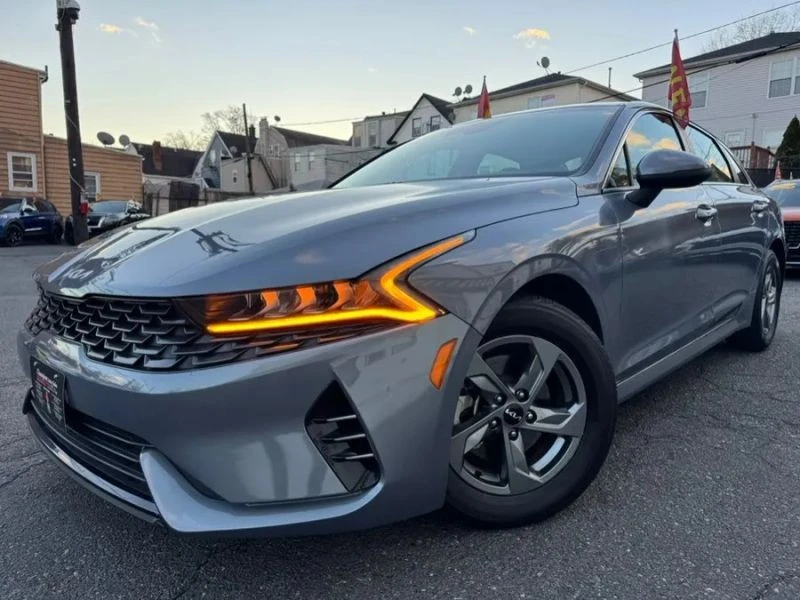2023 Kia Optima/K5 - Image 2 of 12