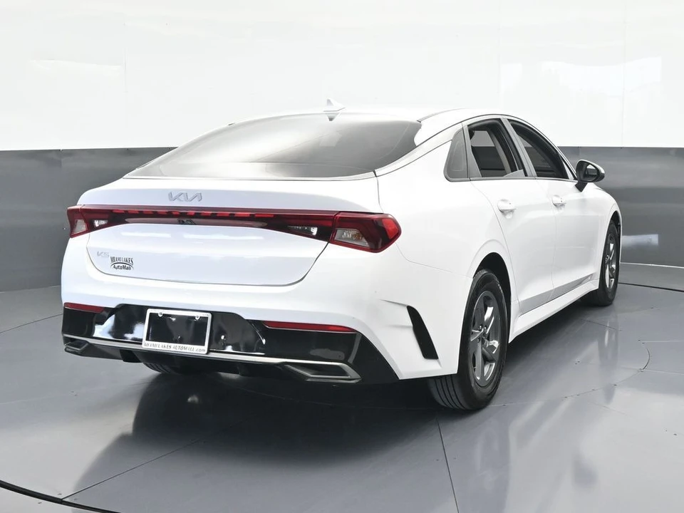 2023 Kia Optima/K5 - Image 5 of 12