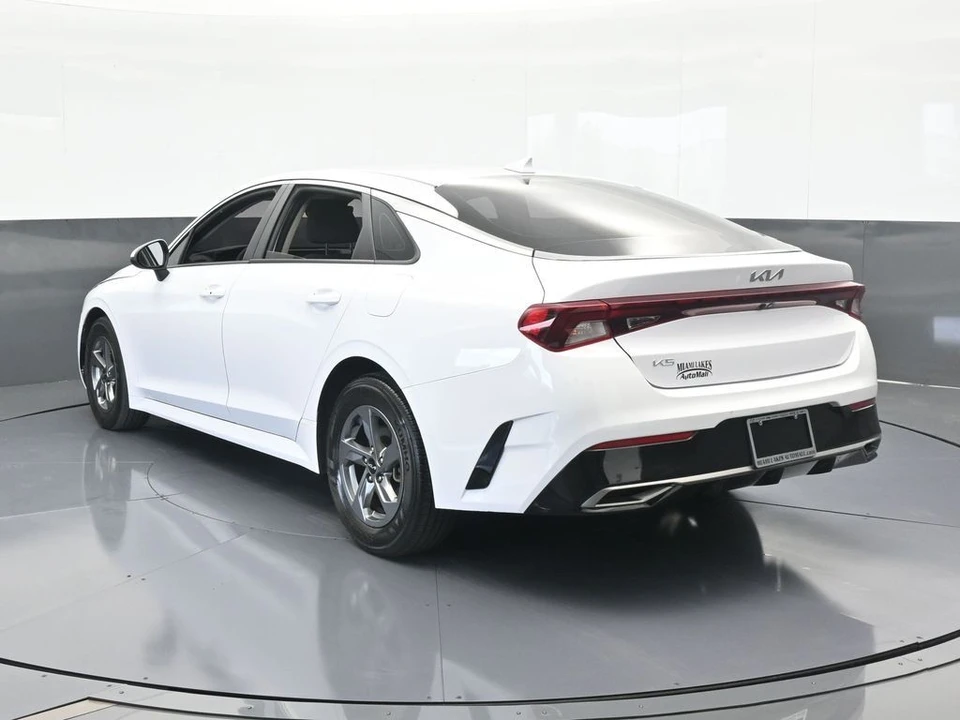 2023 Kia Optima/K5 - Image 4 of 12