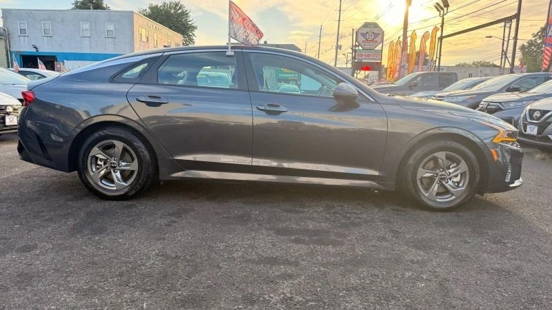 2023 Kia Optima/K5 - Image 11 of 12