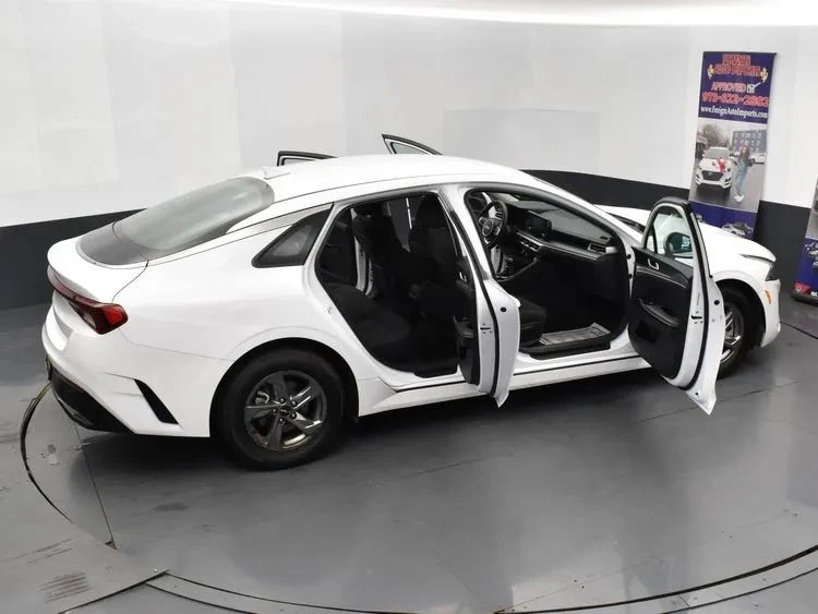 2023 Kia Optima/K5 - Image 6 of 12