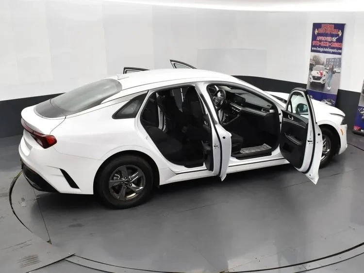 2023 Kia Optima/K5 - Image 6 of 12
