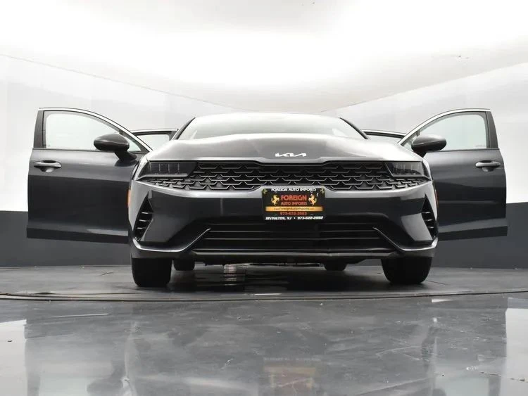 2023 Kia Optima/K5 - Image 11 of 12