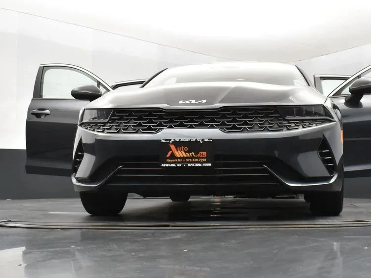 2023 Kia Optima/K5 - Image 11 of 12