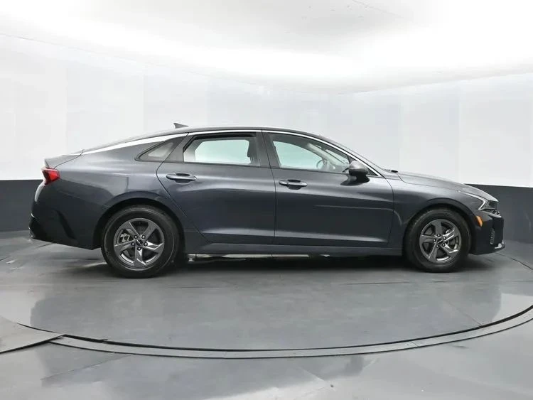 2023 Kia Optima/K5 - Image 4 of 12