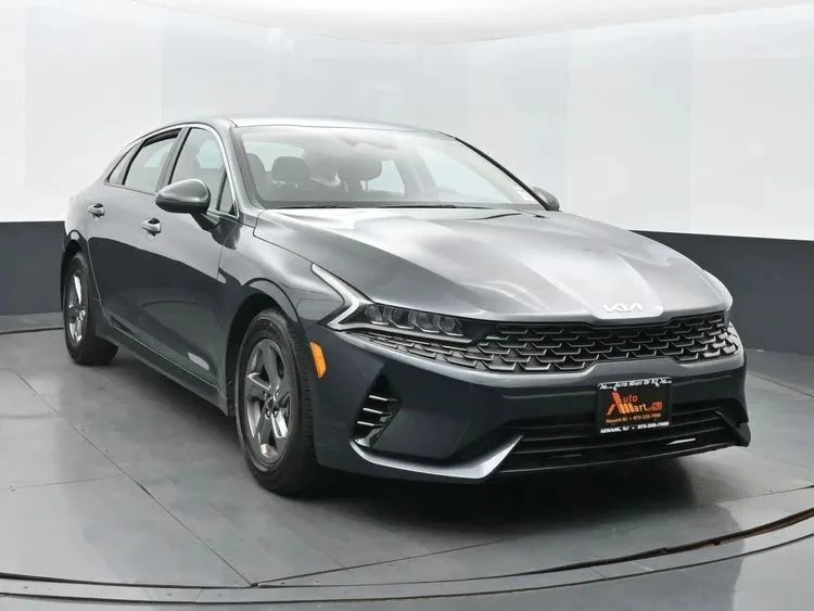 2023 Kia Optima/K5 - Image 2 of 12