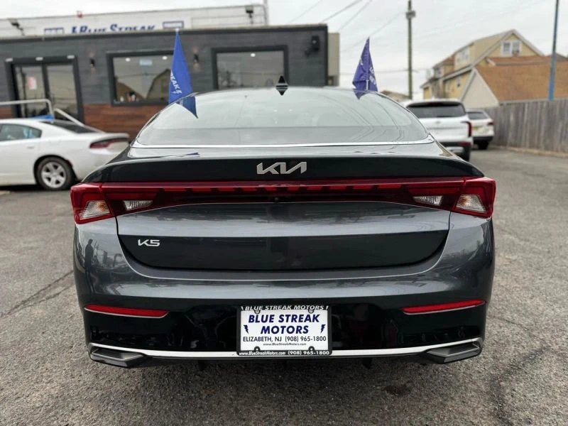 2023 Kia Optima/K5 - Image 9 of 12