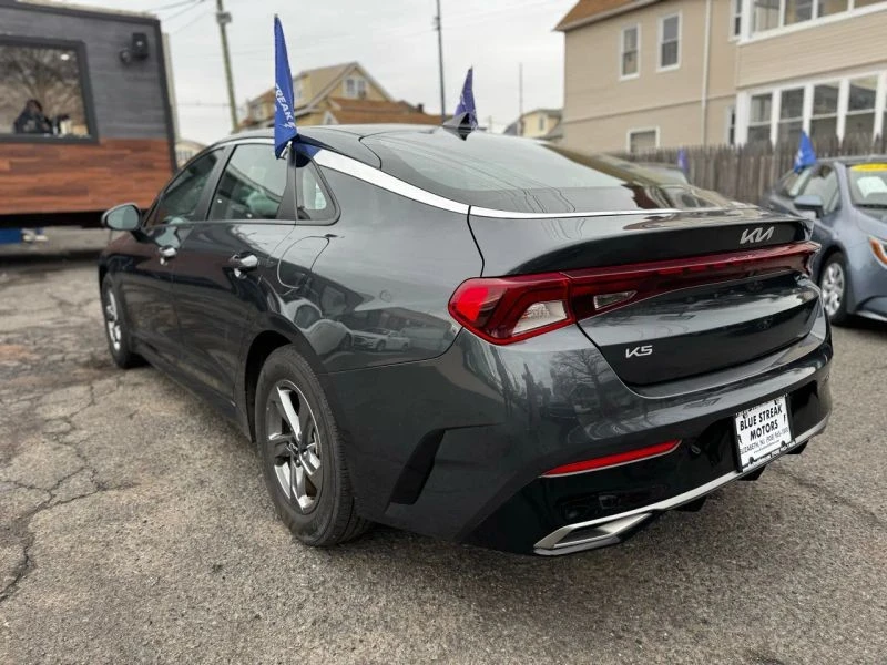 2023 Kia Optima/K5 - Image 8 of 12