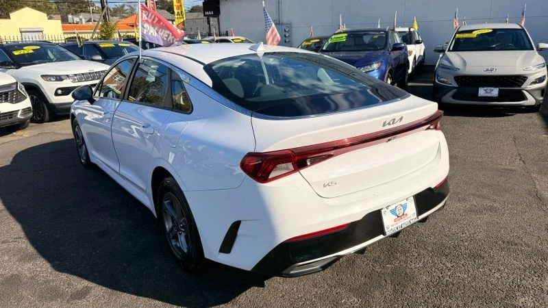 2023 Kia Optima/K5 - Image 5 of 12