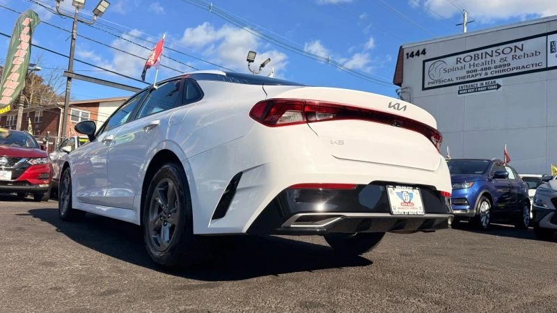 2023 Kia Optima/K5 - Image 8 of 12