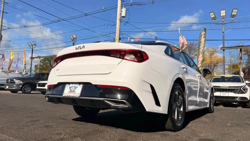 2023 Kia Optima/K5 - Image 9 of 12