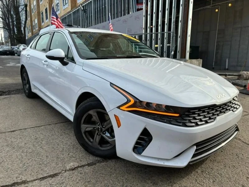 2023 Kia Optima/K5 - Image 3 of 12