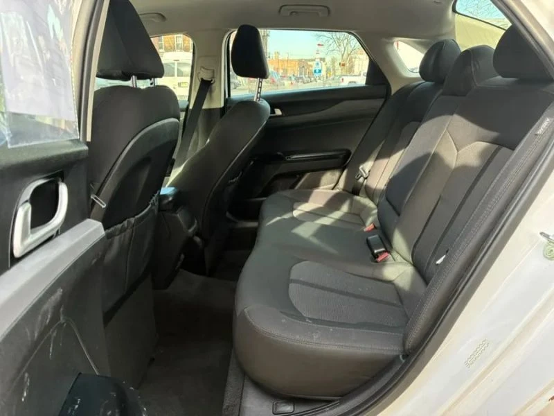 2023 Kia Optima/K5 - Image 8 of 12