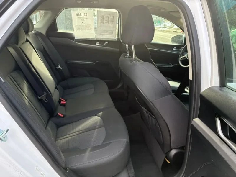2023 Kia Optima/K5 - Image 10 of 12
