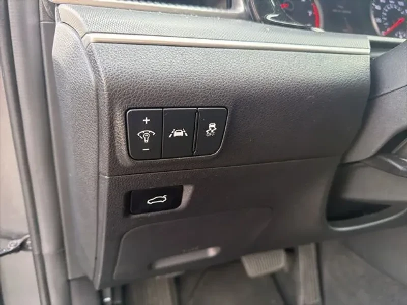 2023 Kia Optima/K5 - Image 18 of 20