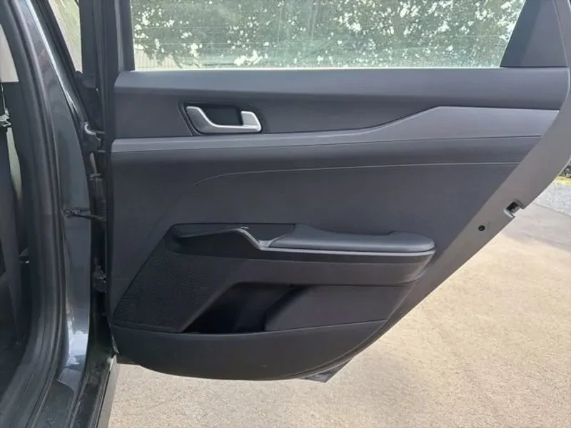 2023 Kia Optima/K5 - Image 11 of 20
