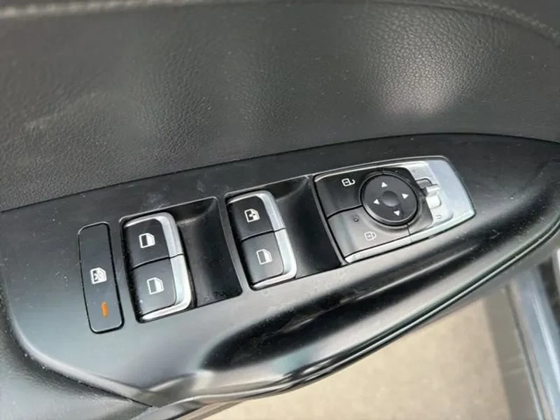 2023 Kia Optima/K5 - Image 17 of 20