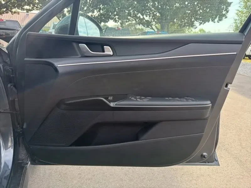 2023 Kia Optima/K5 - Image 9 of 20