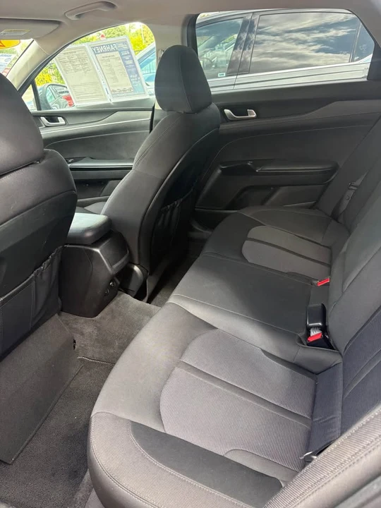 2023 Kia Optima/K5 - Image 7 of 7