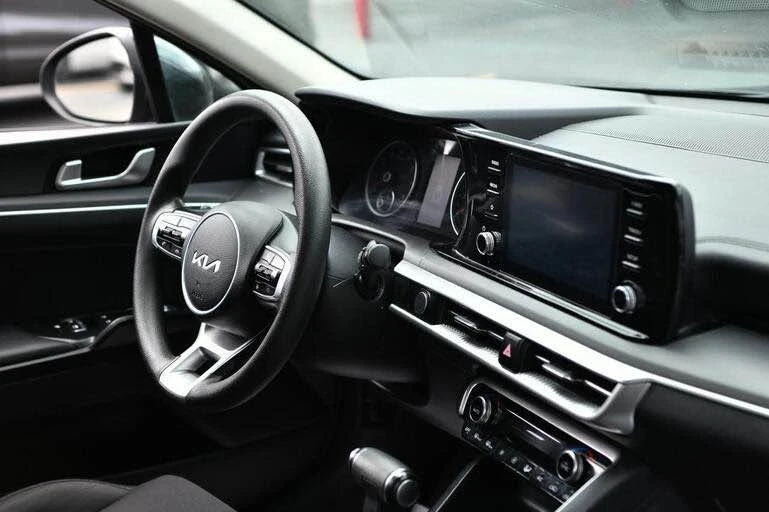 2023 Kia Optima/K5 - Image 10 of 12