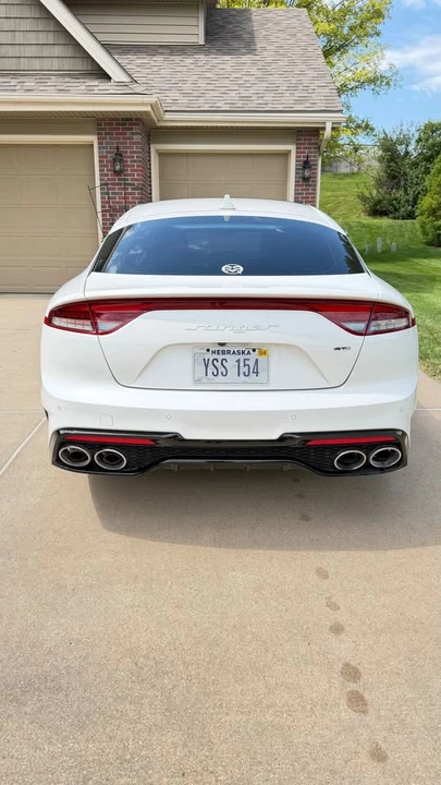 2023 Kia Stinger GT - Image 4 of 6
