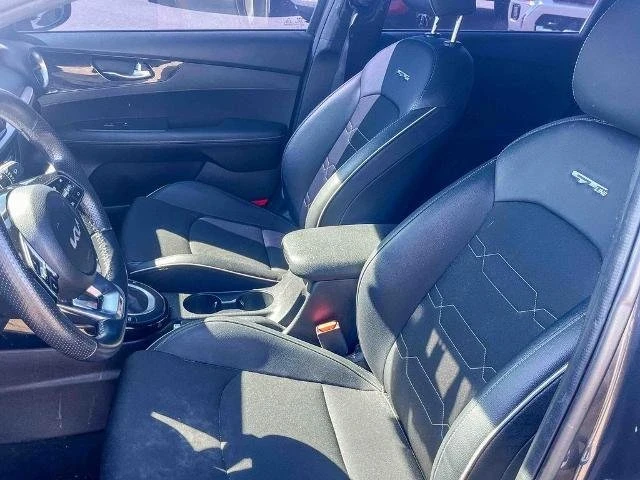 2023 Kia Forte - Image 6 of 7
