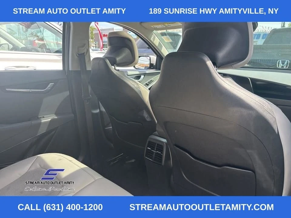 2023 Kia Niro - Image 13 of 20