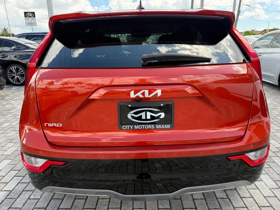 2023 Kia Niro - Image 7 of 21