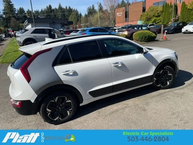 2023 Kia Niro - Image 11 of 21