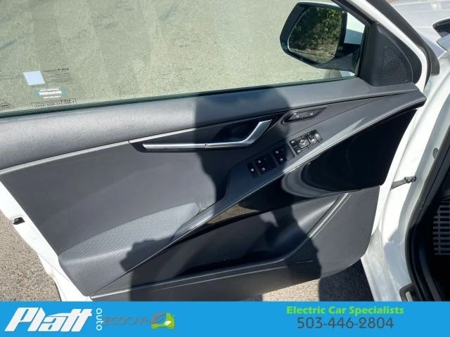 2023 Kia Niro - Image 19 of 21