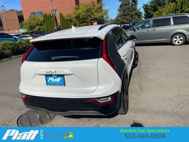 2023 Kia Niro - Image 9 of 21