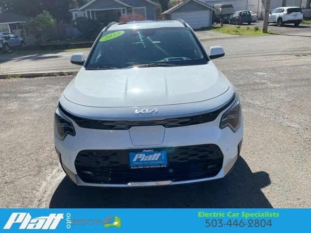 2023 Kia Niro - Image 16 of 21