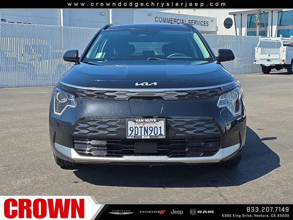 2023 Kia Niro - Image 2 of 10