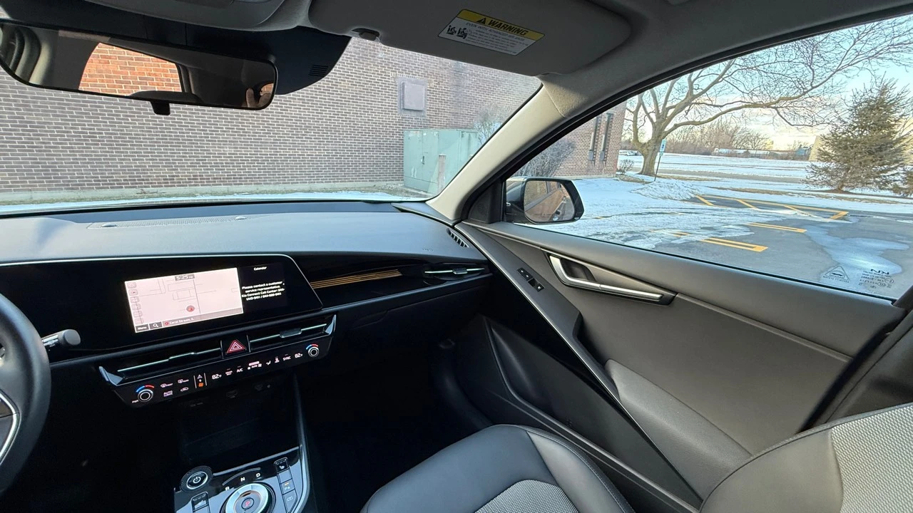 2023 Kia Niro - Image 18 of 21