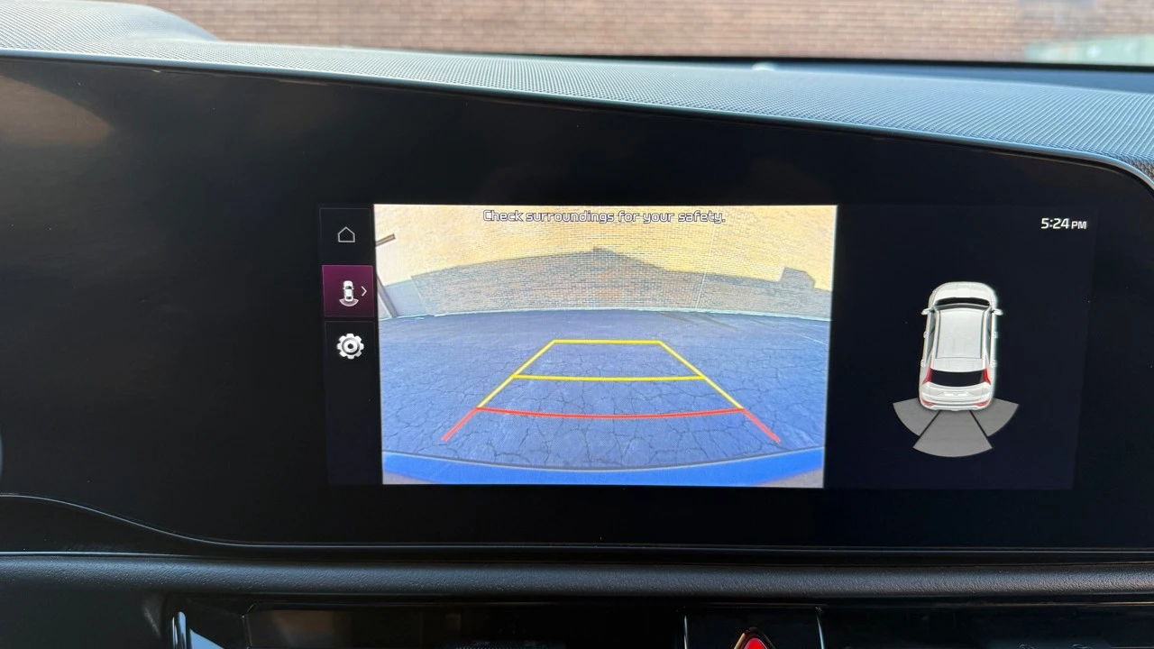 2023 Kia Niro - Image 17 of 21