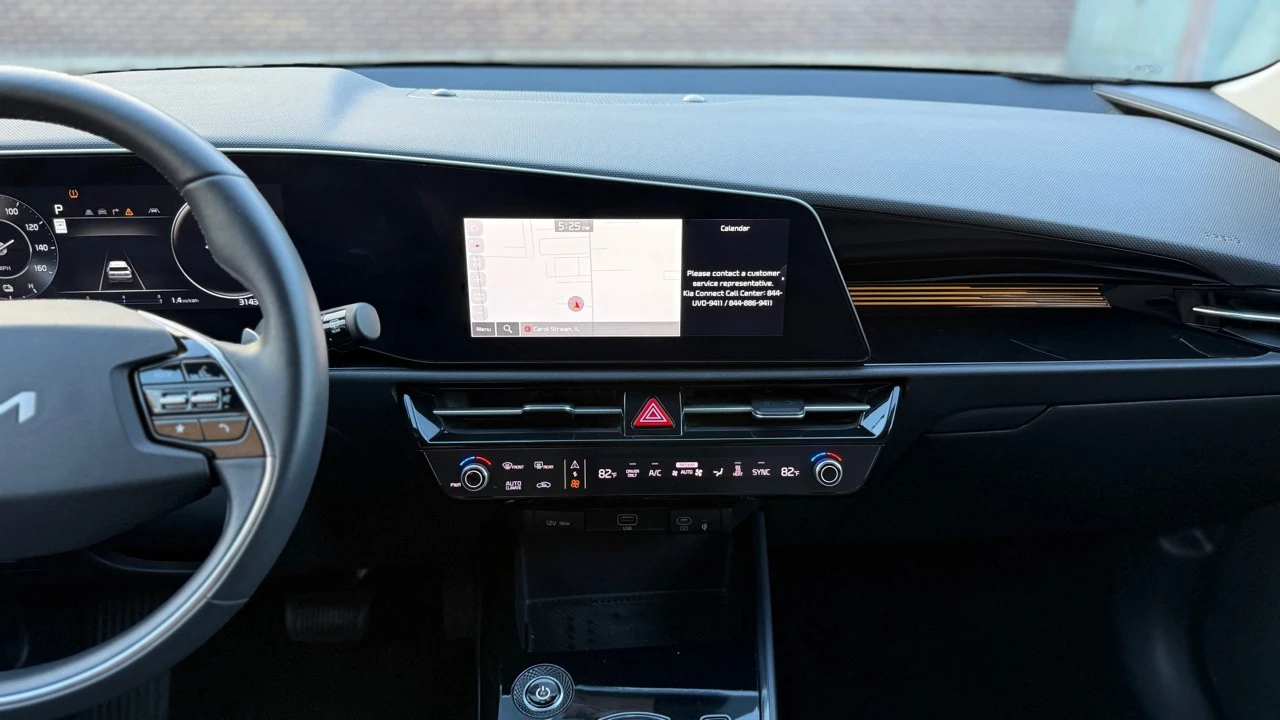 2023 Kia Niro - Image 16 of 21