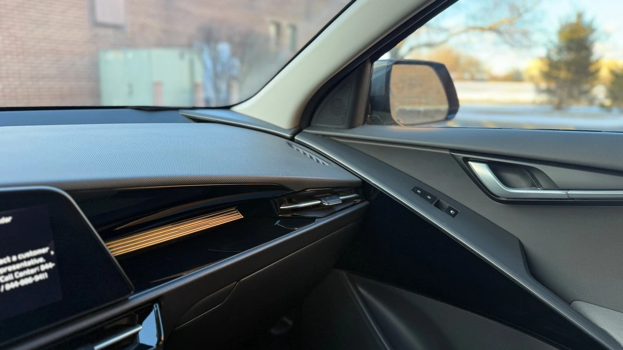 2023 Kia Niro - Image 19 of 21