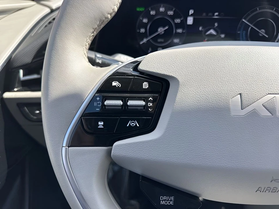 2023 Kia Niro - Image 14 of 21