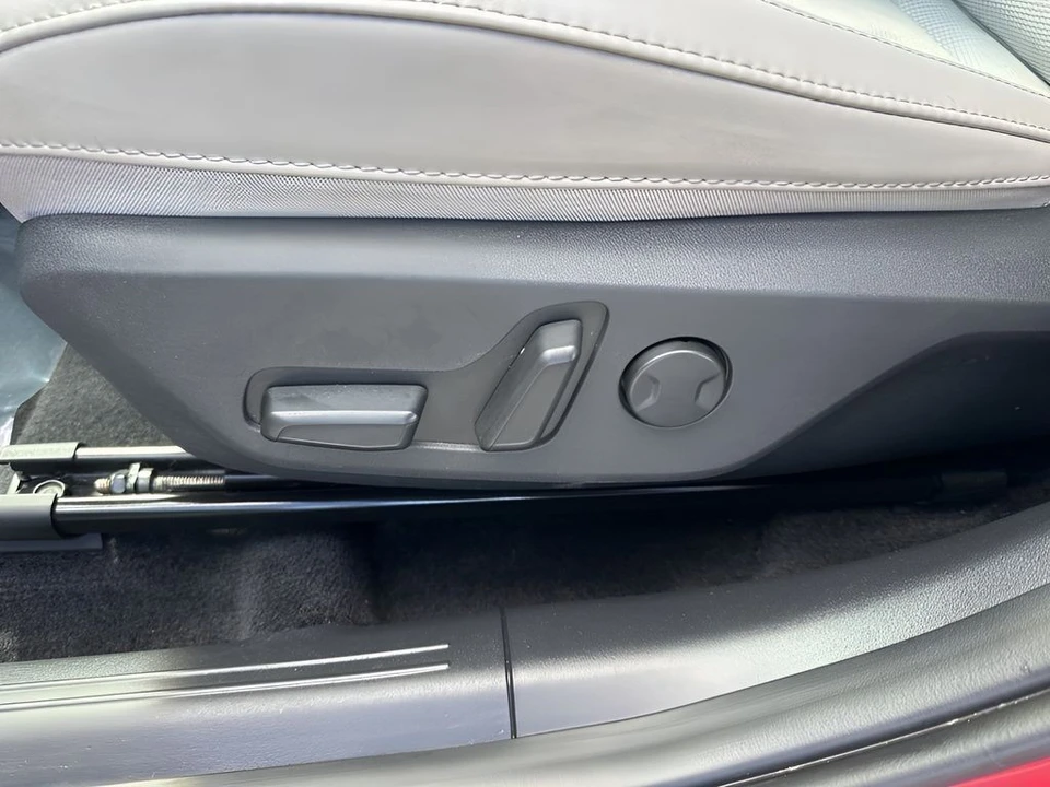 2023 Kia Niro - Image 9 of 21