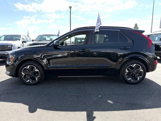 2023 Kia Niro - Image 5 of 12