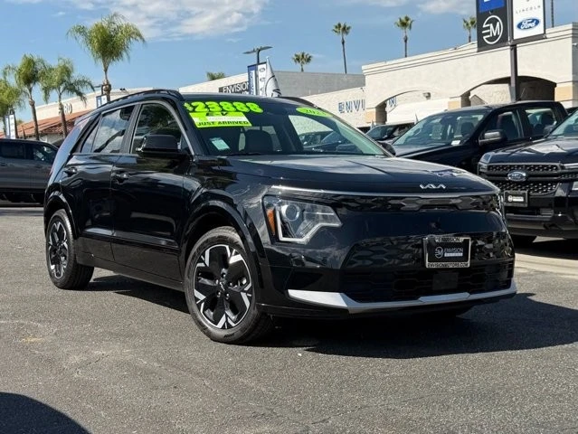 2023 Kia Niro - Image 2 of 12