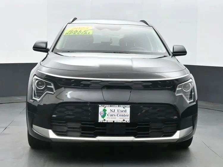 2023 Kia Niro - Image 3 of 12