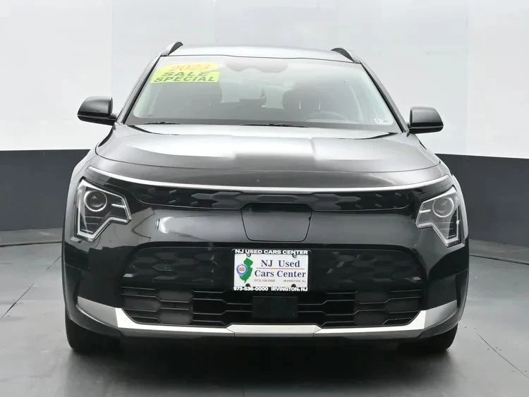 2023 Kia Niro - Image 3 of 12